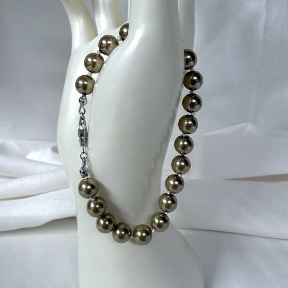 Taupe Glass Faux Pearl Bracelet 7.5” - 8.2mm – Sterling Silver Filigree Clasp - Picture 1 of 4